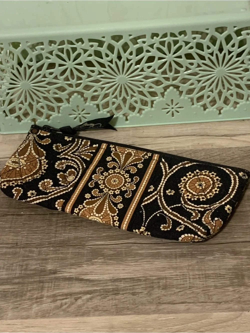 🌸 Vera Bradley Cafe Latte Brush & Pencil Makeup Bag - Vintage Retired